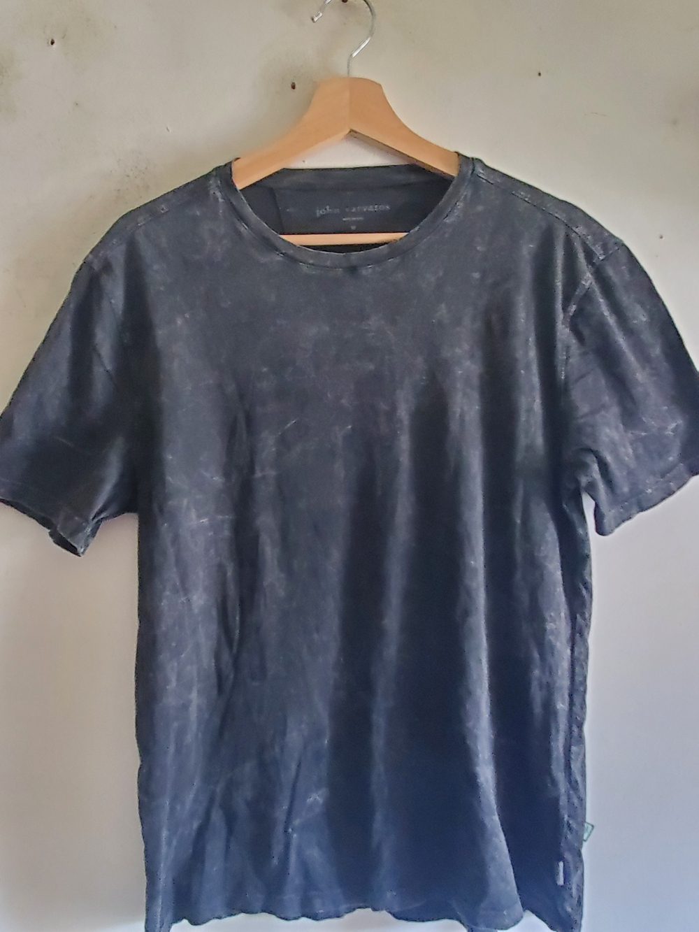 John Varvatos Washed Black Crewneck T-Shirt Size Medium.